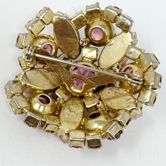 Beautifully Rose Quartz Pink Rhinestone Brooch Pin - Picture 8 of 10